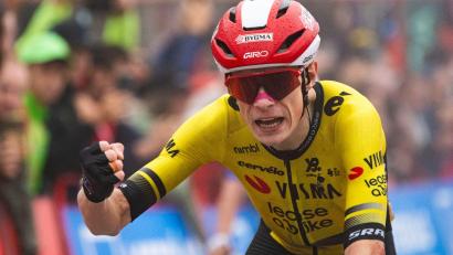 Bild: Matteo Secci/ZUMA Press Wire/dpa
Jonas Vingegaard holt seinen zweiten Etappensieg bei der Vuelta. (Archivbild)