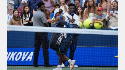 Bild: Pamela Smith/AP/dpa
Taylor Townsend kamen nach ihrer Niederlage und acht vergebenen Matchbällen die Tränen.