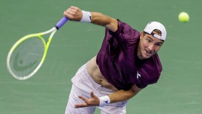 Bild: Adam Hunger/AP/dpa
Jan-Lennard Struff konnte Novak Djokovic nicht gefährden.
