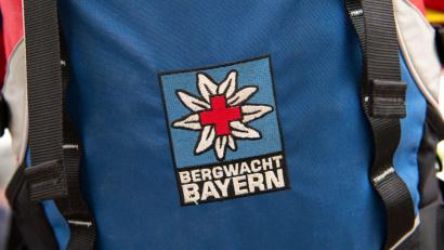 Bild: Sven Hoppe/dpa
Bei der Suche nach der Frau waren unter anderem Kräfte der Bergwacht im Einsatz. (Symbolbild)