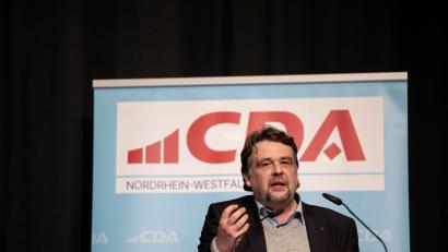 Bild: Fabian Strauch/dpa
CDA-Chef Radtke schlägt eine Anhebung der Reichensteuer vor.