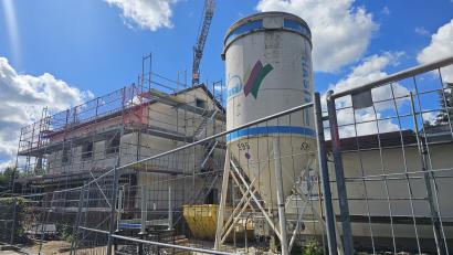 Bild: vsr
Im ehemaligen Wohnhaus der Textilfabrik soll ein neues Wohnkonzept entstehen.
