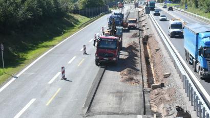 Symbolbild: Gabi Schönberger
Am Mittwoch wird die A 93 bei Hausen in Richtung Regensburg für einige Stunden gesperrt.