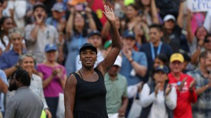 Bild: Heather Khalifa/AP/dpa
Für Venus Williams war im Doppel-Viertelfinale der US Open Schluss.