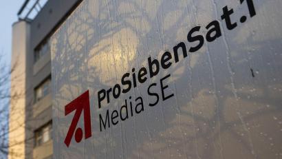 Bild: Lennart Preiss/dpa
Der italienische Berlusconi-Konzern hält nach eigenen Angaben nun über 75 Prozent der Anteile an dem deutschen Fernsehkonzern (Archivbild).