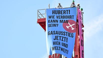 Bild: Uwe Lein/dpa
Die Bohrung ist auch vor Ort umstritten.