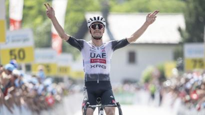 Bild: Gian Ehrenzeller/KEYSTONE/dpa
Der portugiesische Radprofi Joao Almeida.
