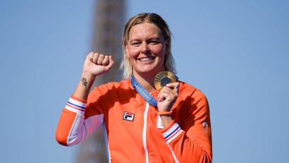 Bild: Vadim Ghirda/AP/dpa
Im vergangenen Sommer gewann van Rouwendaal Olympia-Gold in Paris.
