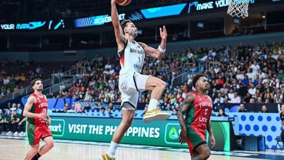 Bild: Stefanos Kyriazis/LiveMedia-IPA/ZUMA Press Wire/dpa
Franz Wagner und die deutschen Basketballer können bei der EM nicht umziehen.