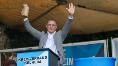 Bild: Daniel Löb/dpa
Der AfD-Chef sieht seine Partei auf dem Weg zur Macht.