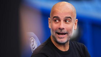 Bild: Adam Davy/PA Wire/dpa
Nach der Einigung darf sich Pep Guardiola auf einen Geldregen für Manchester City freuen.