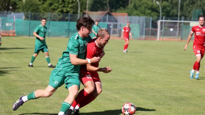 Archivbild: Dieter Jäschke
Marco Geier vom TSV Tännesberg muss im Nachholspiel bei der DJK Arnschwang ran.