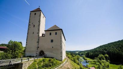 Archivbild: DJH
Die 1261 erstmals erwähnte Burg Trausnitz gehört zu den am besten erhaltenen Fluchtburgen überhaupt, so die „Deutsche Stiftung Denkmalschutz“.