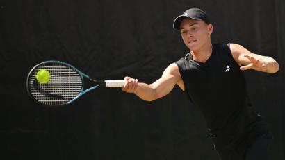 Bild: Marijan Murat/dpa
Ist erstmals für das Davis-Cup-Team nominiert: der 17-jährige Justin Engel. (Archivbild)