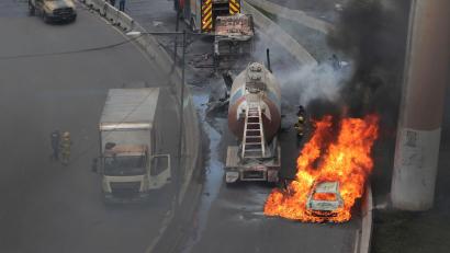 Bild: Tristan Velazquez/AP/dpa
Der Unfall ereignete sich im Osten von Mexiko-Stadt.