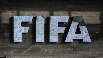 Bild: Christian Charisius/dpa
Beim Fußball-Weltverband FIFA gingen bereits über 1,5 Millionen Anträge für die Ticketverlosung ein - in 24 Stunden. (Archivbild)