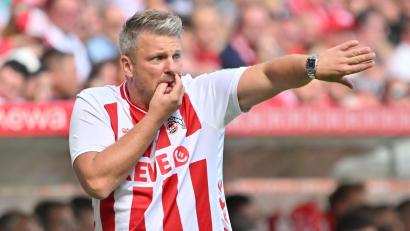 Bild: Torsten Silz/dpa
Kölns Trainer Lukas Kwasniok macht sich keine Gedanken wegen des Eriksen-Transfers zum VfL Wolfsburg