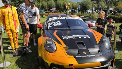 Archivbild: Wolfgang Steinbacher
Einen Supercup-Porsche und andere Fahrzeuge aus Rennserien gibt es neben einer "normalen" Autoausstellung mit über 100 Pkw bei den Motorwelten an diesem Wochenende wieder zu bestaunen.