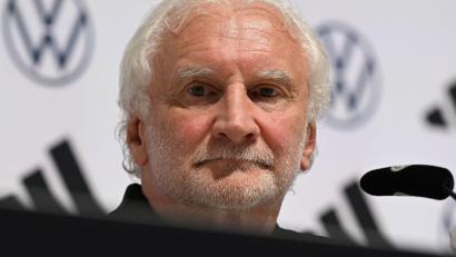 Bild: Federico Gambarini/dpa
Rudi Völler wirbt um Nachsicht mit Nationalstürmer Nick Woltemade. (Archivbild)