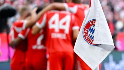 Bild: Sven Hoppe/dpa
Beim Spiel zwischen dem FC Bayern und dem Hamburger SV gab es in der zweiten Hälfte zwei Notfälle unter Fans.