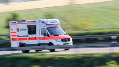 Bild: Jan Woitas/dpa-Zentralbild/dpa
Für beide Fahrradfahrer kam jede Hilfe zu spät. (Symbolbild)