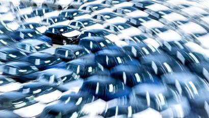 Bild: Sina Schuldt/dpa
Globale Autoindustrie mit Gewinneinbruch im ersten Halbjahr (Symbolbild)