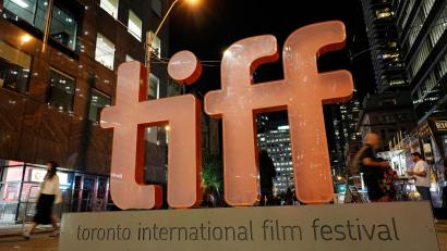 Bild: Chris Pizzello/Invision/AP/dpa
„Hamnet“ von Chloé Zhao wird in Toronto als Siegerfilm ausgezeichnet.