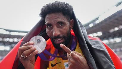 Bild: Michael Kappeler/dpa
Amanal Petros holte WM-Silber im Marathon.