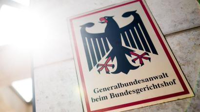Bild: Christoph Schmidt/dpa
Das European Center for Constitutional and Human Rights (ECCHR) hatte gemeinsam mit palästinensischen Menschenrechtsorganisationen Strafanzeige bei der Bundesanwaltschaft eingereicht. (Archivbild)
