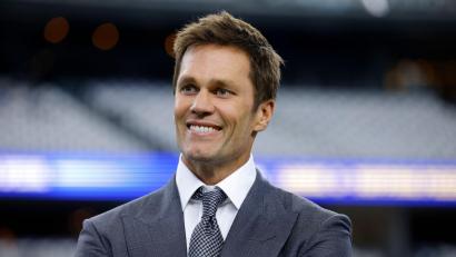 Bild: Gareth Patterson/AP/dpa
Tom Brady kehrt für ein Flag-Football-Turnier auf den Platz zurück. (Archiv-Foto)