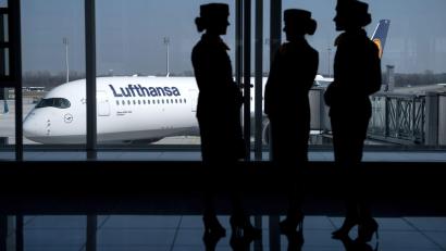 Bild: Sven Hoppe/dpa
Tarifärger auch beim Kabinenpersonal für Deutschlands größter Fluggesellschaft. (Archivbild)