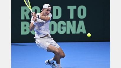 Bild: --/kyodo/dpa
Jan-Lennard Struff will seinen ersten Davis-Cup-Titel holen.