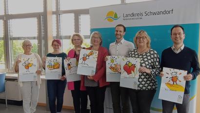 Bild: Franziska Dirmeier
Die Projektgruppe Erziehung des Lokalen Bündnisses mit der Leiterin Helga Forster (links).
