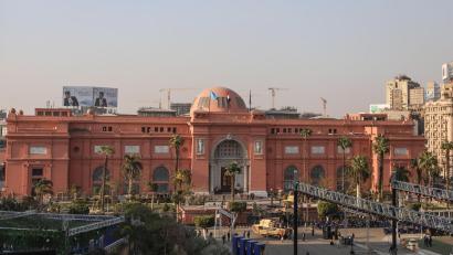 Bild: Gehad Hamdy/dpa
Ein antiker Armreif ist aus dem Museum am zentralen Tahrir-Platz verschwunden. (Archivbild)