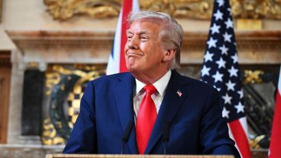 Bild: Leon Neal/POOL Pool Getty Images/AP/dpa
Das britische Königshaus hofierte den US-Präsidenten.