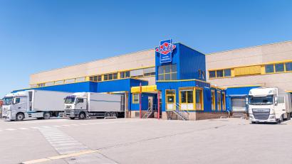 Bild: Wolf Essgenuss GmbH
Die Wolf-Zentrale in Schwandorf, wo knapp 1000 Menschen arbeiten.
