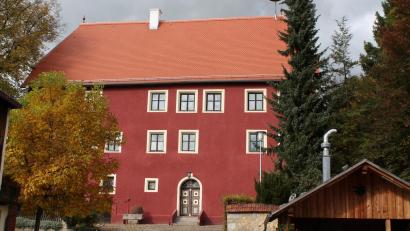 Bild: ds
Die zum Verkauf angebotene Immobilie Schloss Kirchenreinbach.