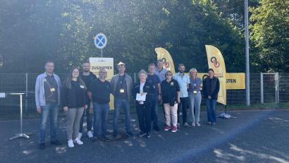 Bild: Deutsche Post
Deutsche Post und DHL spenden in Weiden 3500 Euro an vier Organisationen.