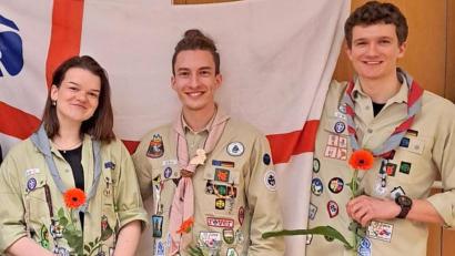 Archivbild: whü
Christina Hübner ist 2025 als Vorsitzende des Pfadfinderstamms Sankt Georg Speichersdorf in die Fußstapfen von Timo Busch und Moritz Dierl (von links) getreten.