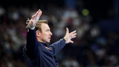 Bild: Christian Charisius/dpa
Trainer Filip Jicha und der THW Kiel spielten in Leipzig.