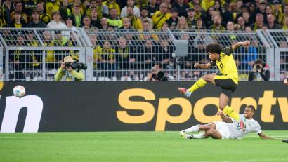 Bild: Bernd Thissen/dpa
Brachte den BVB mit einem fulminanten Schuss in Führung: Karim Adeyemi.