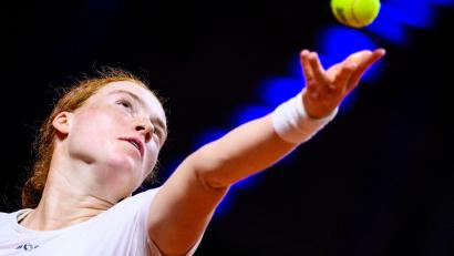 Bild: Tom Weller/dpa
Ella Seidel gehört erstmals zu den 100 besten Tennisspielerinnen der Welt.
