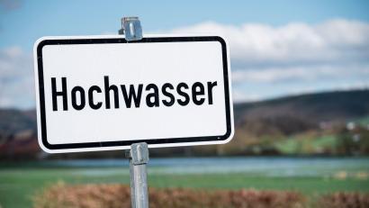 Bild: Daniel Vogl/dpa
Wegen der ausgiebigen Regenfälle zum Wochenstart sind in Bayern Überschwemmungen nicht ausgeschlossen. (Symbolbild)