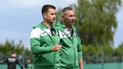 Archivbild: Thomas Schrems
Matthias Männl (links) und Ralf Müller vom SV Mitterteich II müssen nach dem Gastspiel in Weißenstadt eine bittere 0:3-Pleite aufarbeiten.