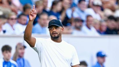 Bild: Uwe Anspach/dpa
Vincent Kompany sieht gute Chancen des FC Bayern auf den Champions-League-Coup.