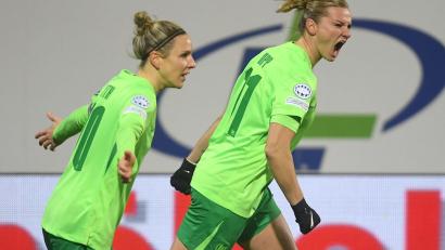 Bild: Swen Pförtner/dpa
Treffen für Wolfsburg in der Bundesliga: Svenja Huth (li.) und Alexandra Popp