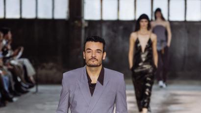 Bild: Alessandro Bremec/IPA via ZUMA Press/dpa
Der Entertainer Giovanni Zarrella hat sich unter die Laufsteg-Models gemischt.