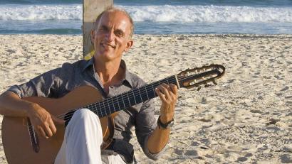 Bild: Claudia Andrade
Ahmed El-Salamouny spielt am Samstag, 4. Oktober, bei einer Brasil-Night im Capitol in Sulzbach-Rosenberg die Brasilianische Gitarre.