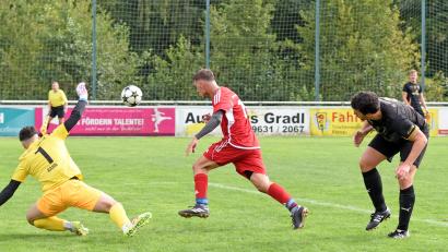 Archivbild: Gebert
Der FC Tirschenreuth (Szene aus der Partie gegen den TSV Konnersreuth/4:3) empfängt am Sonntag den VfB Arzberg. Die Konnersreuther haben schon am Samstag den TSV Thiersheim zu Gast.