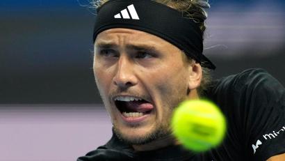 Bild: Ng Han Guan/AP/dpa
Alexander Zverev gewinnt souverän gegen den Italiener Lorenzo Sonego.